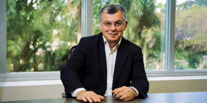 Édison Carlos, atual presidente do Instituto Aegea, fala sobre saneamento básico em entrevista ao Habitability