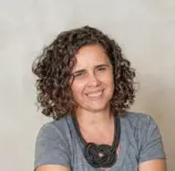 Roseli Barbosa, gestora de projetos e diretora da Organização Espaço Urbano atua diretamente com soluções técnicas para a destinação correta de materiais